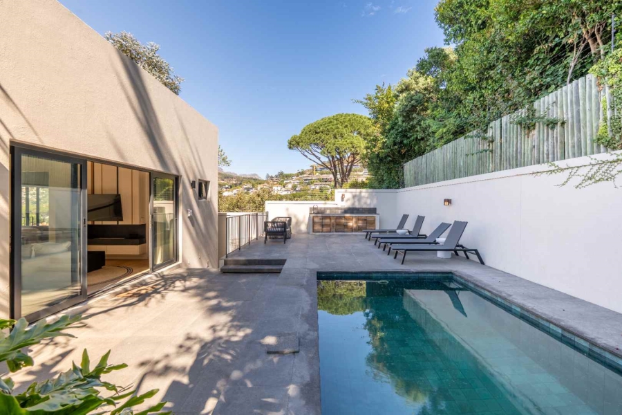 4 Bedroom Property for Sale in Tamboerskloof Western Cape